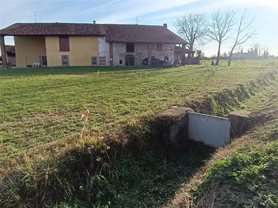 Immagine 4 di Rustico / casale in vendita  in Via Milano, 25 a Chiari
