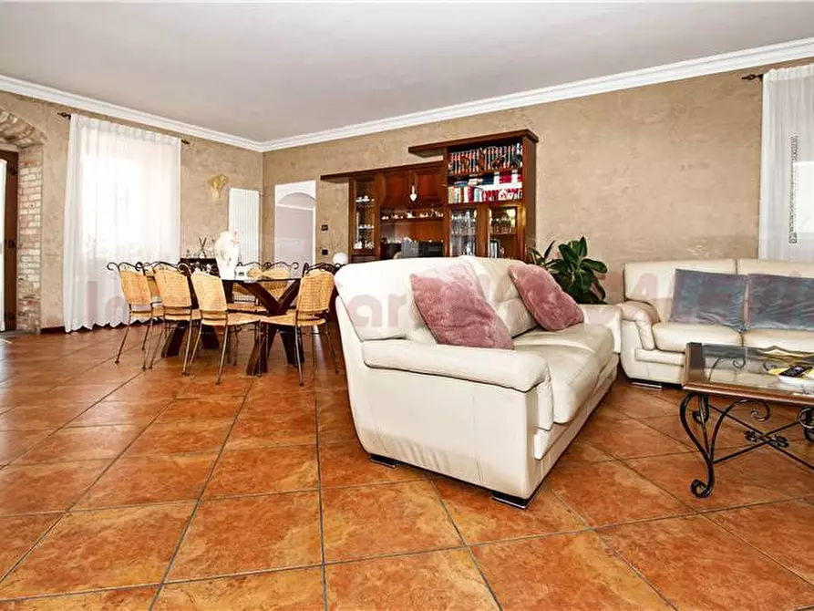 Immagine 4 di Rustico / casale in vendita  in Via Olmi, 18 a Chiari