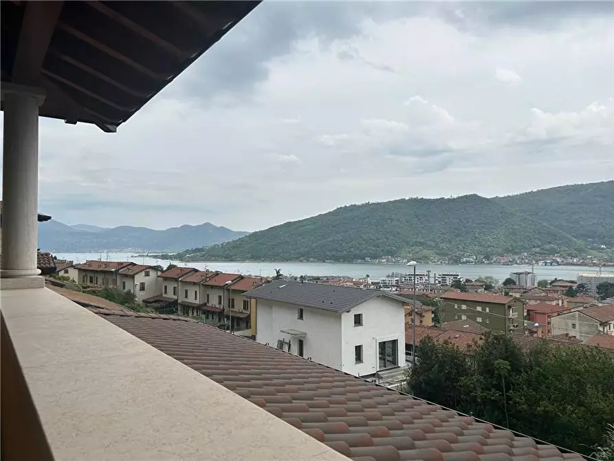 Immagine 10 di Villa in vendita  in Via Isacco e Febo Arcangeli a Sarnico