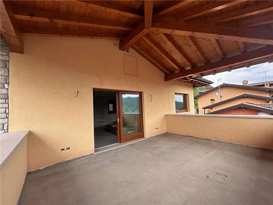 Immagine 8 di Villa in vendita  in Via Isacco e Febo Arcangeli a Sarnico