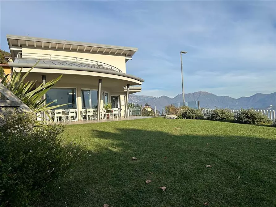 Immagine 7 di Villa in vendita  in Via Aldo Moro a Vigolo