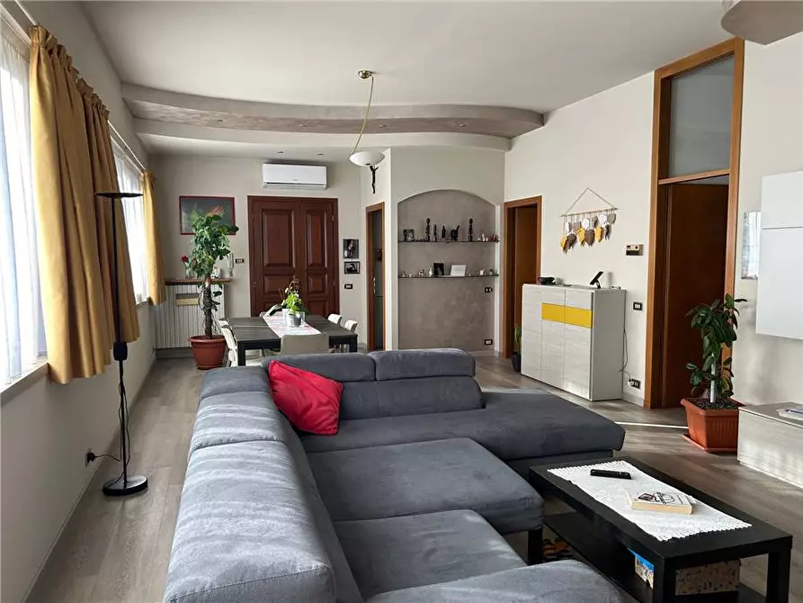 Immagine 10 di Rustico / casale in vendita  a Grumello Del Monte