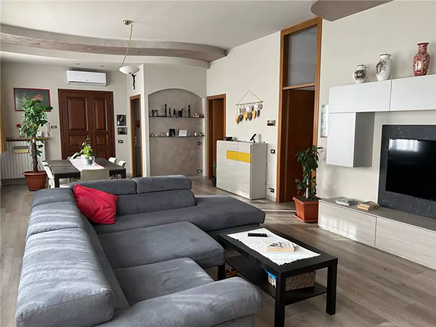 Immagine 11 di Rustico / casale in vendita  a Grumello Del Monte