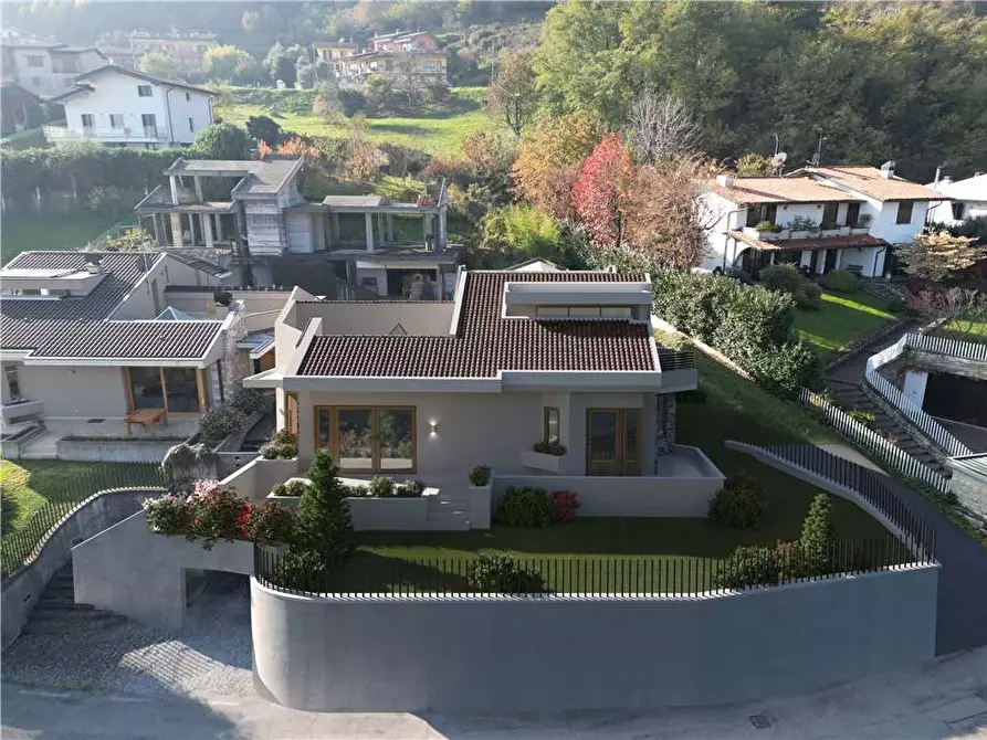 Immagine 2 di Villa in vendita  in Via XXV Aprile, 6 a Gandosso