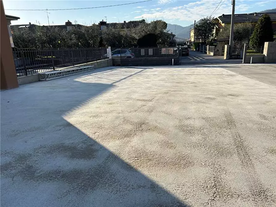 Immagine 2 di Capannone industriale in affitto  in Via Kennedy, 22 a Villongo