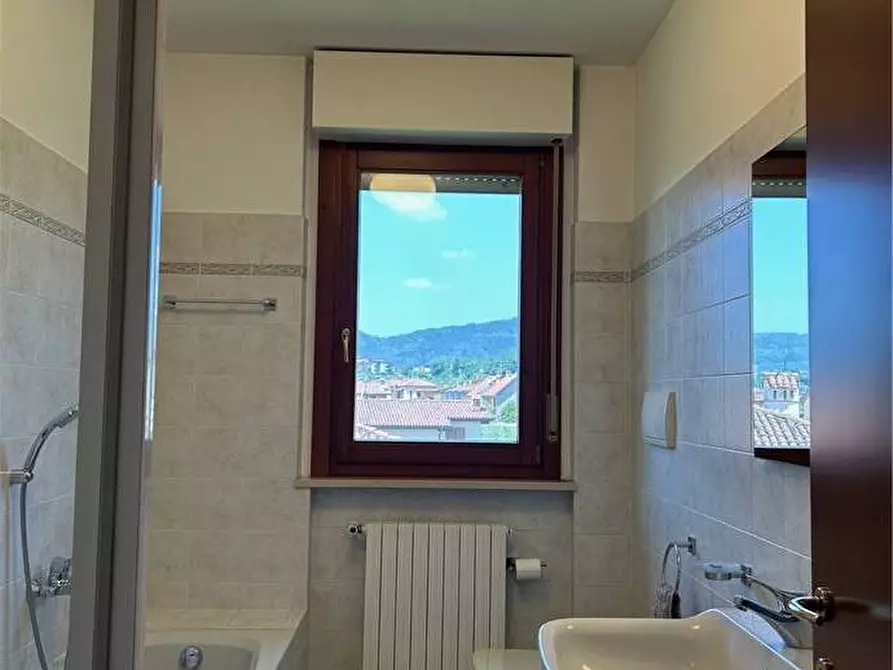 Immagine 14 di Appartamento in vendita  in Via Cortivo, 31/c a Sarnico