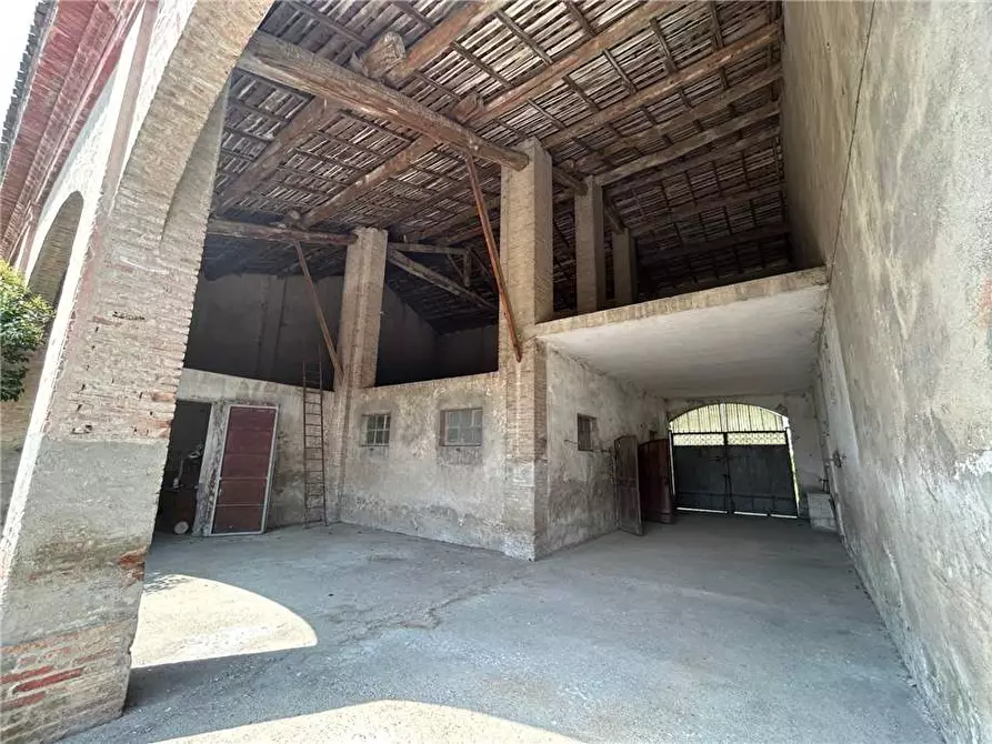 Immagine 5 di Rustico / casale in vendita  in Via Villa Belgiardino, 41 a Ceresara