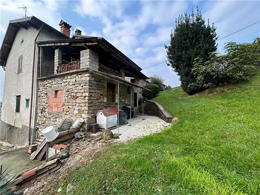 Immagine 10 di Villa in vendita  in Via Robbiadecco a Foresto Sparso