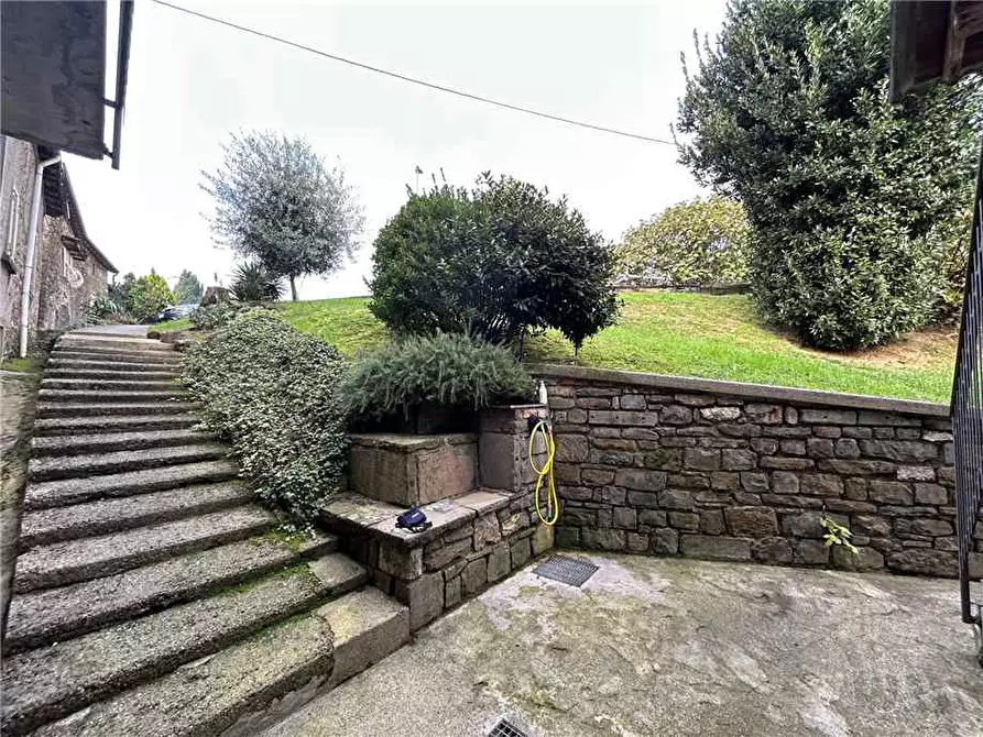 Immagine 7 di Villa in vendita  in Via Robbiadecco a Foresto Sparso