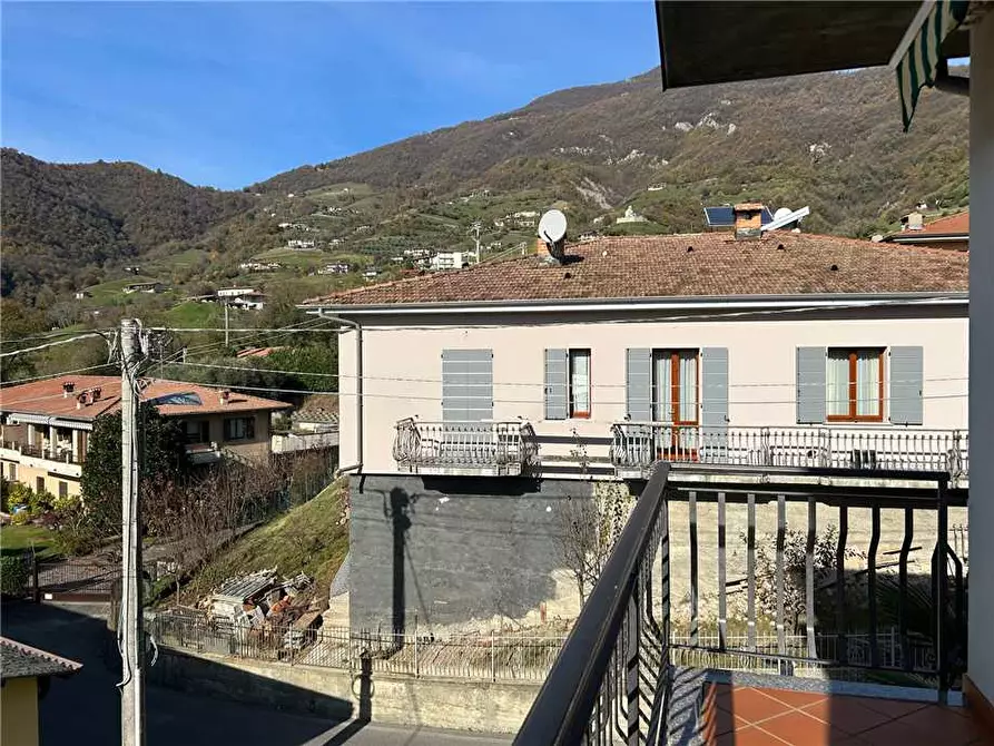 Immagine 13 di Appartamento in vendita  in Via Praslini, 1 a Adrara San Martino