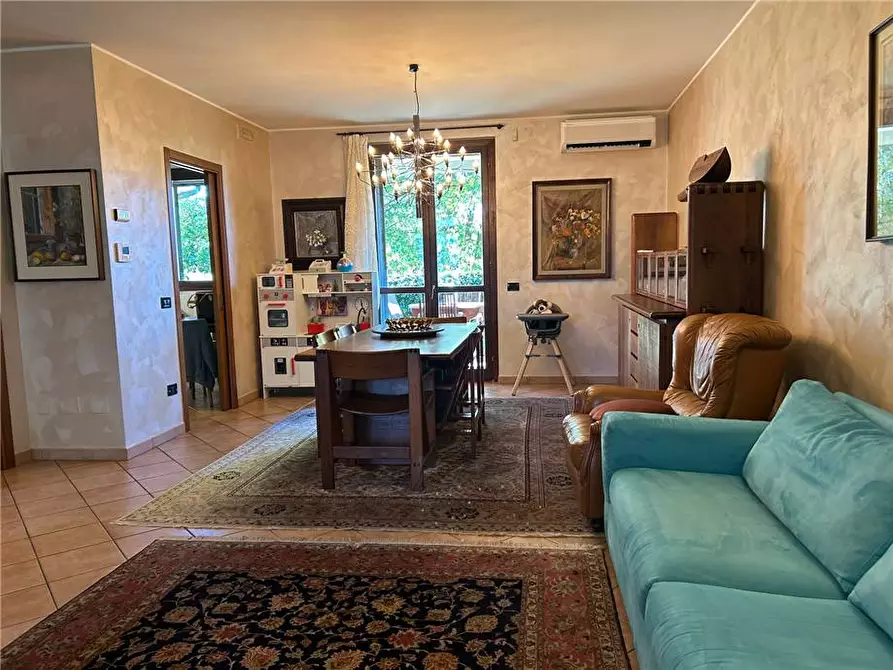 Immagine 2 di Villa in vendita  in Via Don Andreoletti, 17 a Villongo