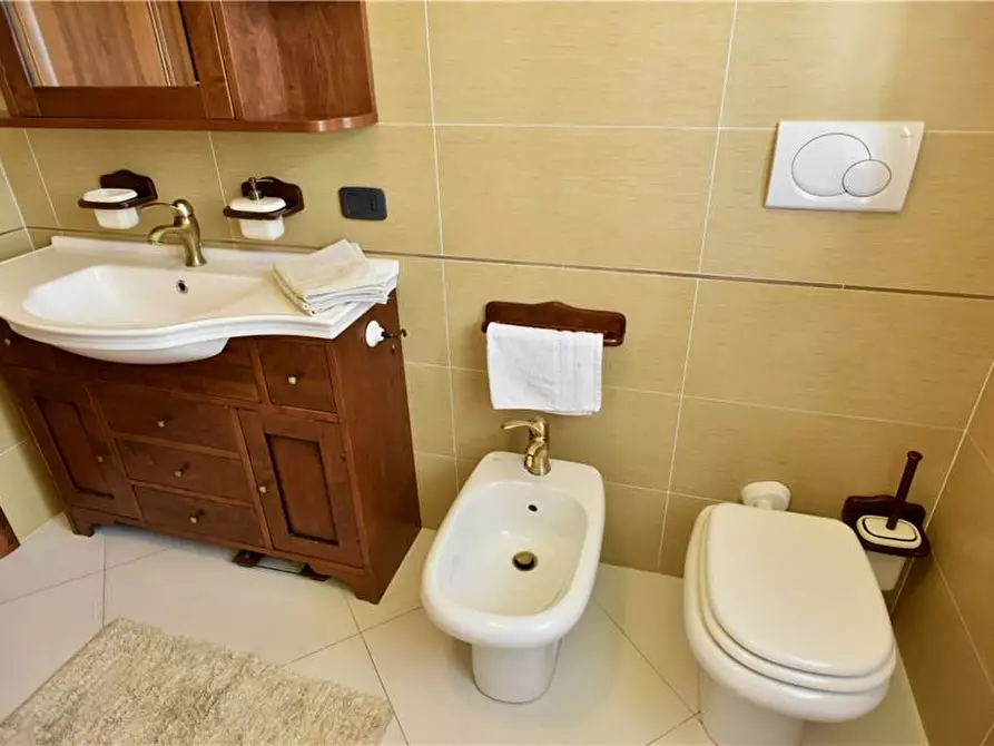 Immagine 10 di Villa in vendita  in Via San michele a Foresto Sparso