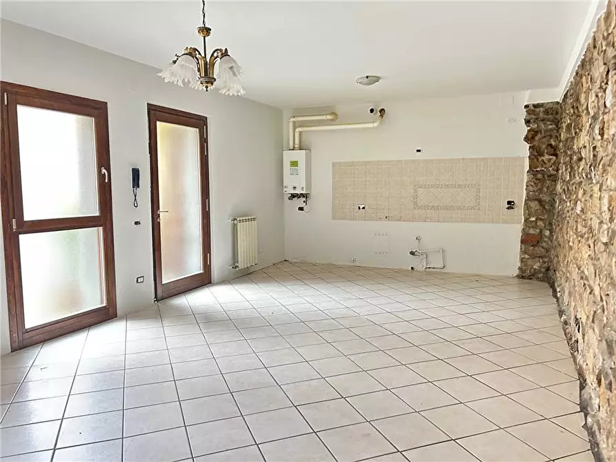 Immagine 1 di Appartamento in vendita  in Via Don Luigi Monti, 6 a Credaro