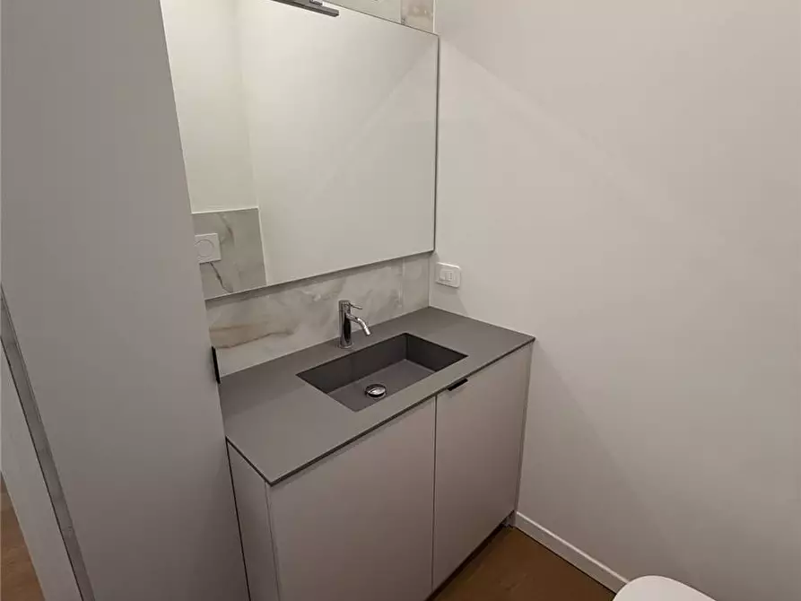 Immagine 14 di Appartamento in vendita  in Via Manzoni, 8 a Sarnico