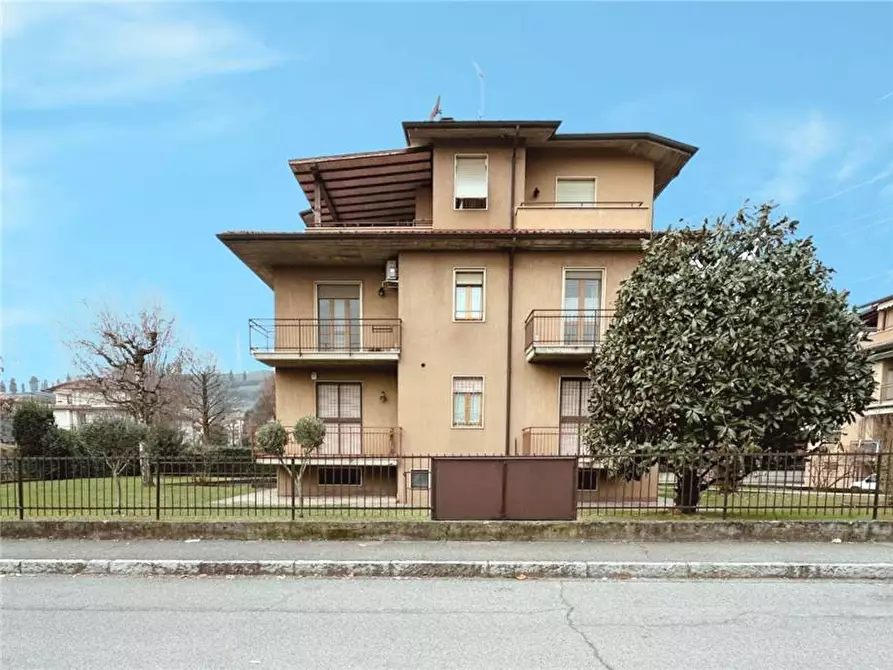 Immagine 1 di Appartamento in vendita  in Via medaglie d'argento a Grumello Del Monte