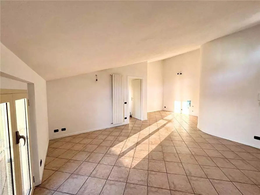 Immagine 6 di Appartamento in vendita  in Via Pietra di Credaro, 11 a Credaro