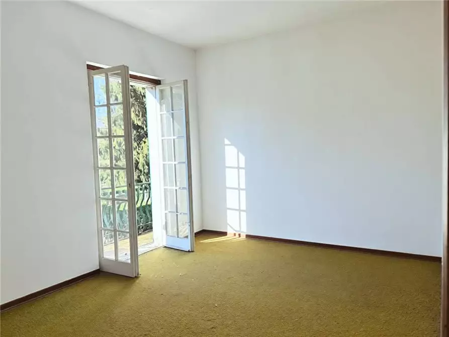 Immagine 12 di Villa in vendita  in Via Montecchio a Villongo