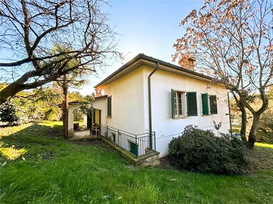 Immagine 5 di Villa in vendita  in Via Montecchio a Villongo