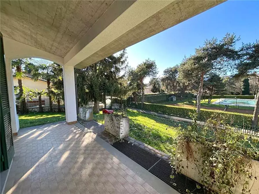 Immagine 7 di Villa in vendita  in Via Montecchio a Villongo
