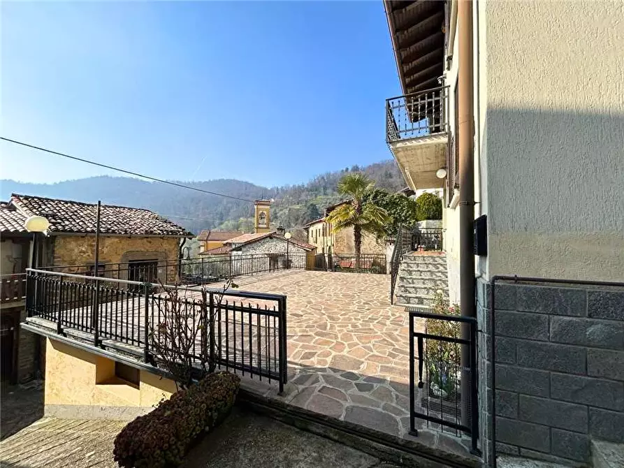 Immagine 4 di Villa in vendita  in Via Gafforelli, 2 a Foresto Sparso