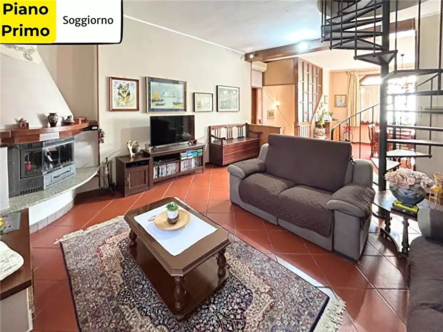 Immagine 2 di Villa in vendita  in Via Giotto, 7 a Castelli Calepio