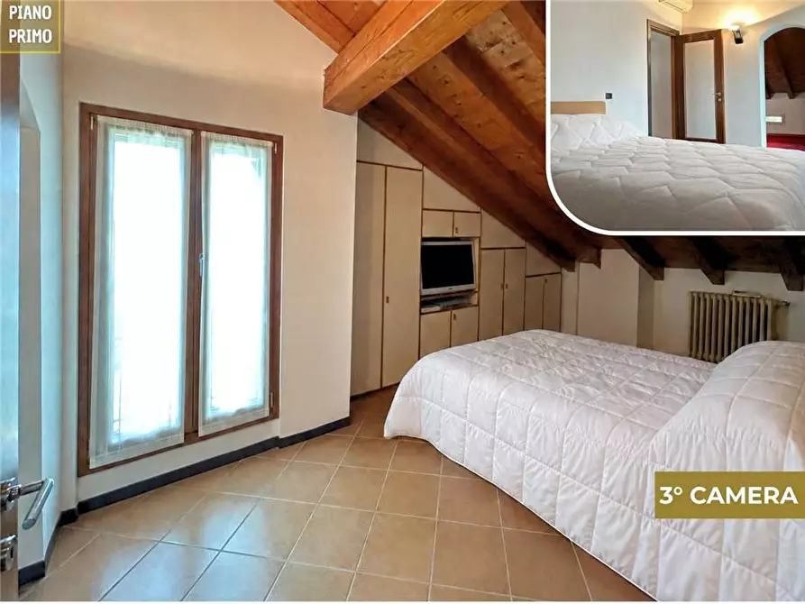 Immagine 15 di Villa in vendita  a Palazzolo Sull'oglio