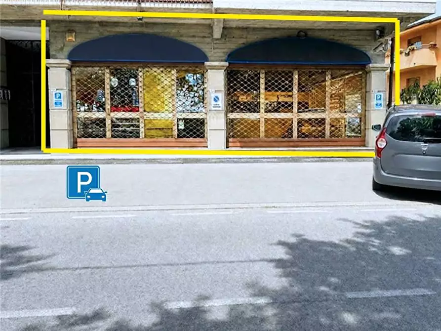 Immagine 3 di Attività commerciale in affitto  in Via San Francesco, 56 a Castelli Calepio