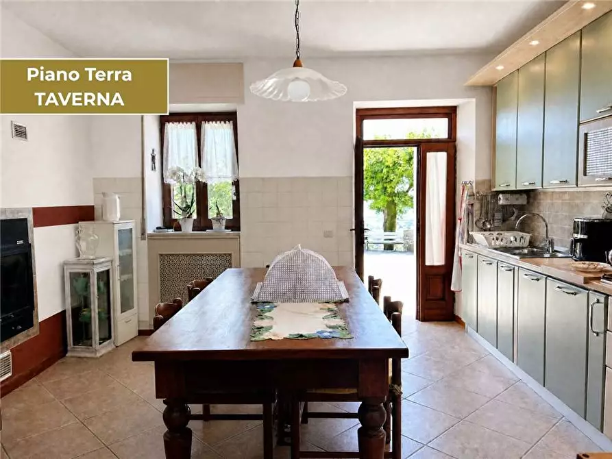 Immagine 2 di Villa in vendita  in Loc. Chignolo, 3 a Grumello Del Monte