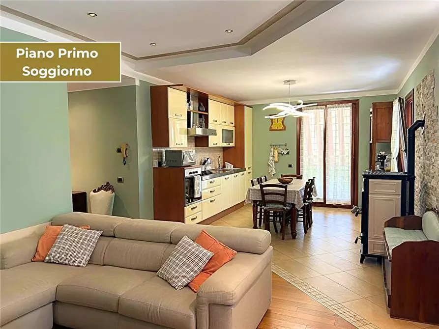 Immagine 4 di Villa in vendita  in Loc. Chignolo, 3 a Grumello Del Monte