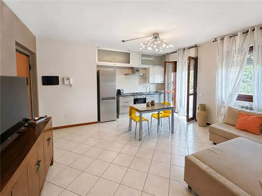 Immagine 4 di Appartamento in vendita  in Via Beato Luigi Palazzolo, 3 a Grumello Del Monte