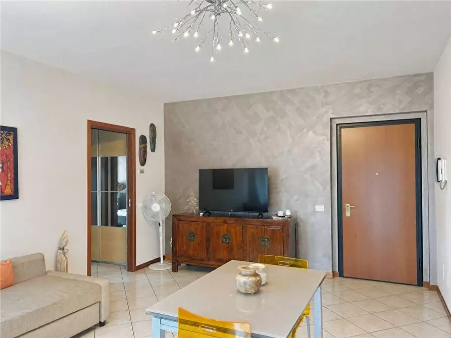 Immagine 7 di Appartamento in vendita  in Via Beato Luigi Palazzolo, 3 a Grumello Del Monte