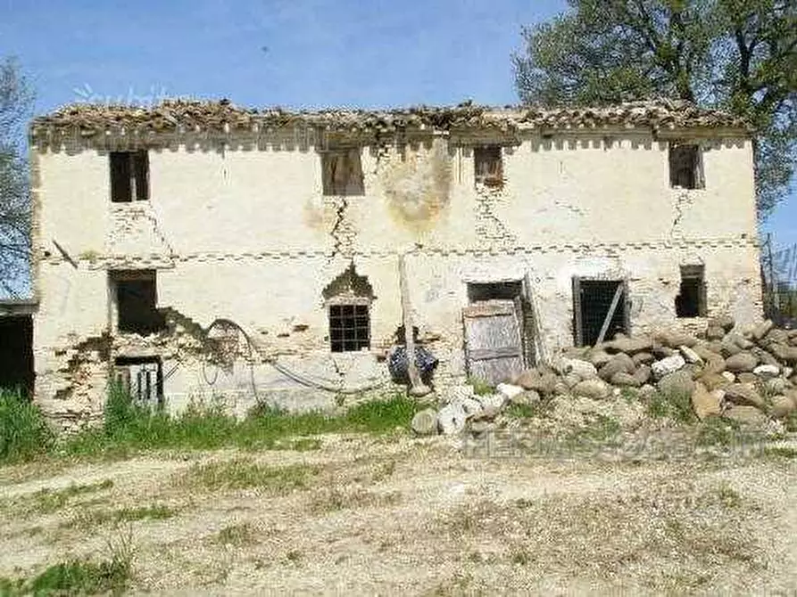 Immagine 5 di Rustico / casale in vendita  in Via montotto, 4 a Fermo