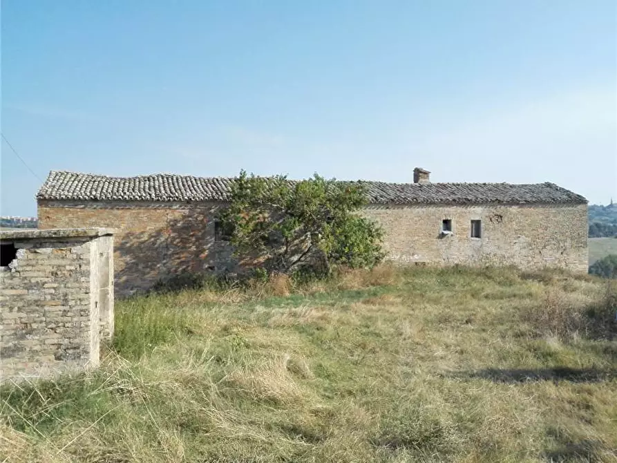 Immagine 11 di Rustico / casale in vendita  in Via Paludi a Fermo