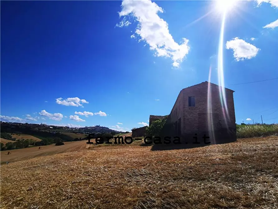 Immagine 13 di Rustico / casale in vendita  in Via Paludi a Fermo