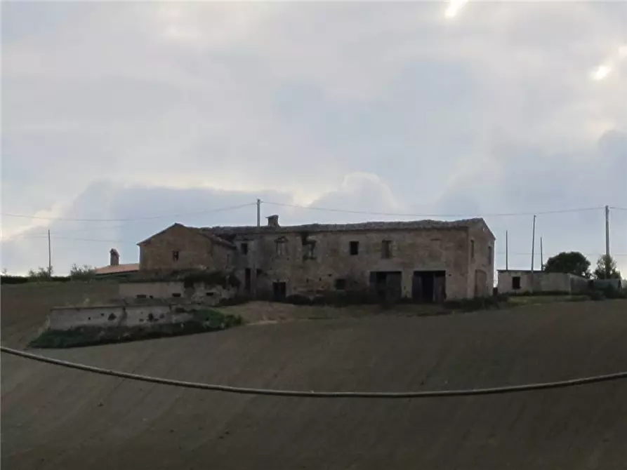 Immagine 25 di Rustico / casale in vendita  in Via Paludi a Fermo