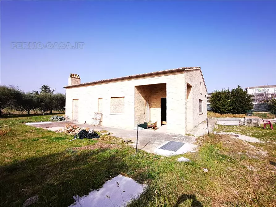 Immagine 10 di Villa in vendita  in Via Quintiliani, 60 a Fermo