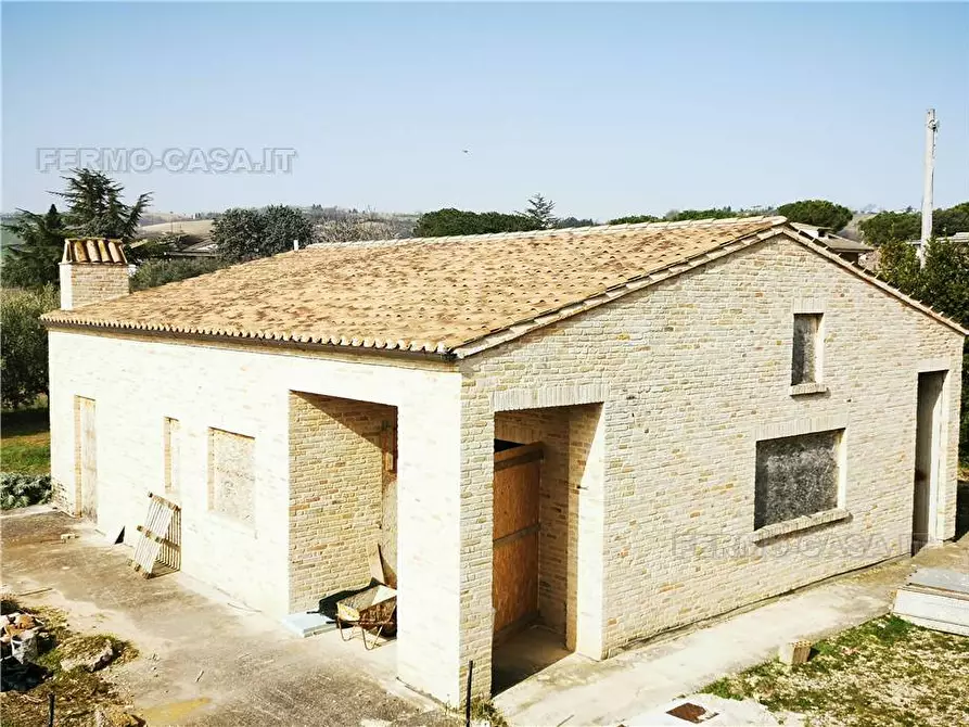 Immagine 2 di Villa in vendita  in Via Quintiliani, 60 a Fermo