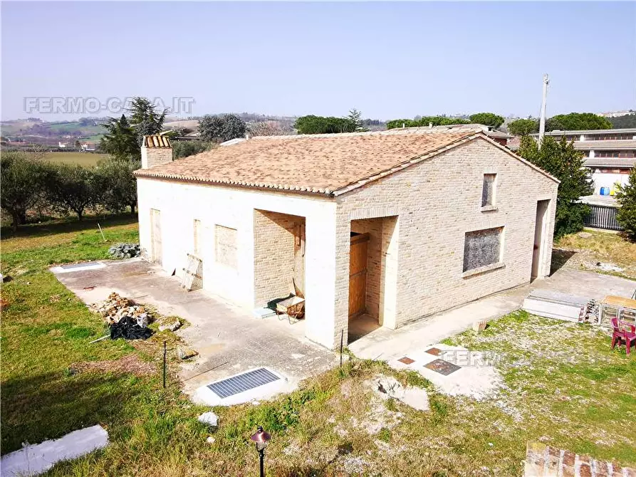 Immagine 4 di Villa in vendita  in Via Quintiliani, 60 a Fermo