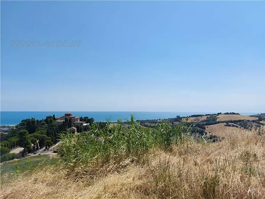 Immagine 4 di Rustico / casale in vendita  in Via Contrada Vallosrcura, 40 a Fermo