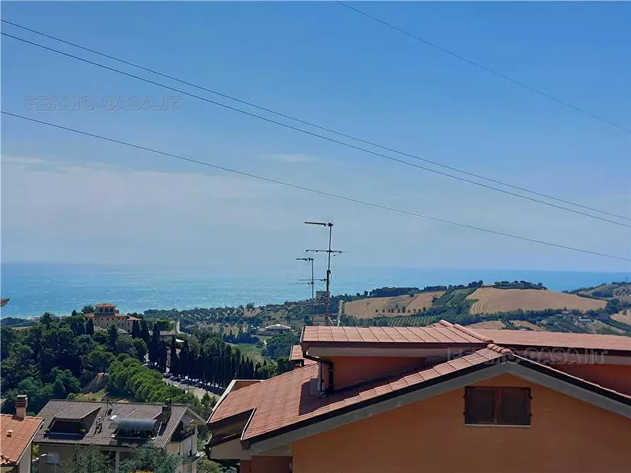 Immagine 1 di Villa in vendita  in Via dell'agricoltura a Fermo