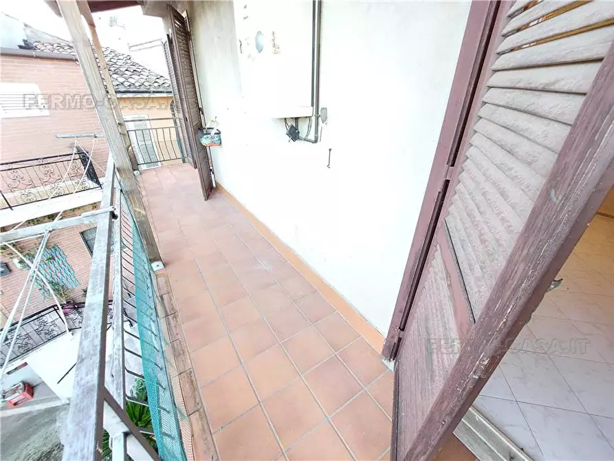 Immagine 16 di Villa in vendita  in Via Giacomo Leopardi, 8 a Ortezzano