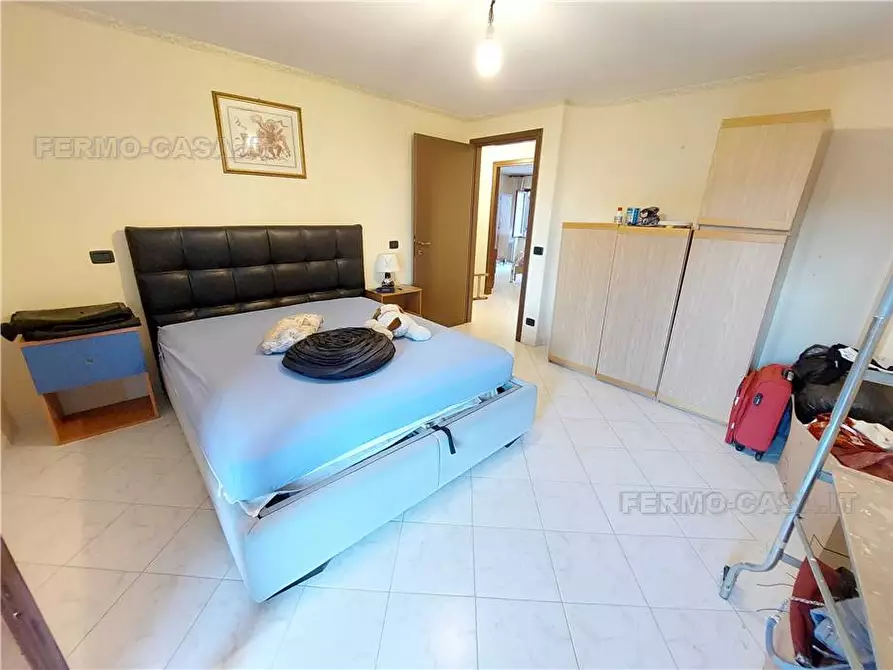 Immagine 7 di Villa in vendita  in Via Giacomo Leopardi, 8 a Ortezzano