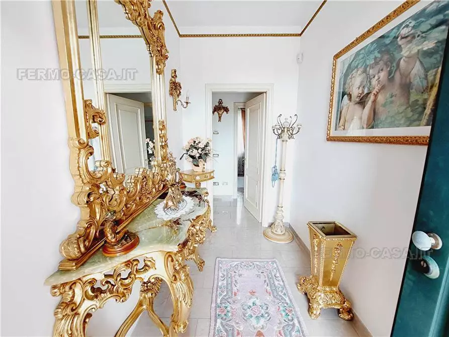 Immagine 10 di Villa in vendita  in Via cugnolo, 4 a Fermo