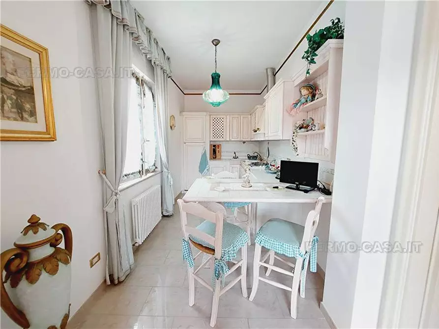 Immagine 12 di Villa in vendita  in Via cugnolo, 4 a Fermo