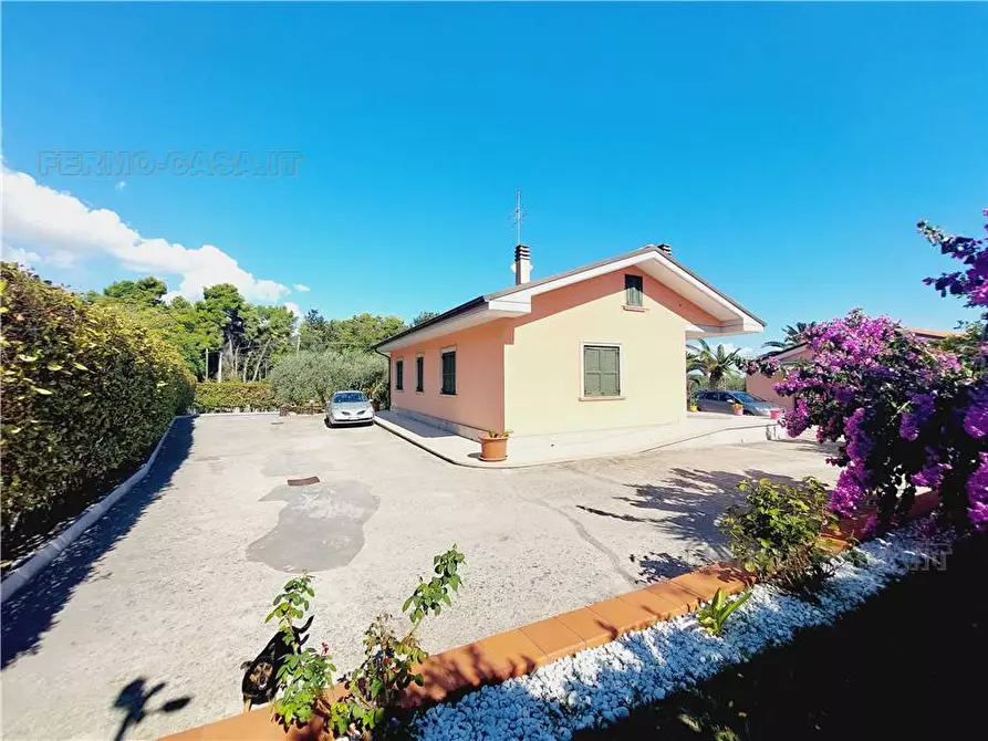 Immagine 5 di Villa in vendita  in Via cugnolo, 4 a Fermo