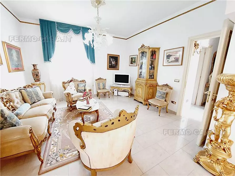 Immagine 9 di Villa in vendita  in Via cugnolo, 4 a Fermo