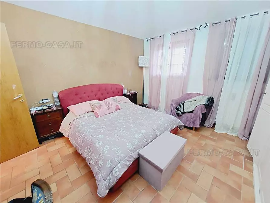 Immagine 10 di Villa in vendita  in Loc. Contrada San Girolamo, 15 a Fermo