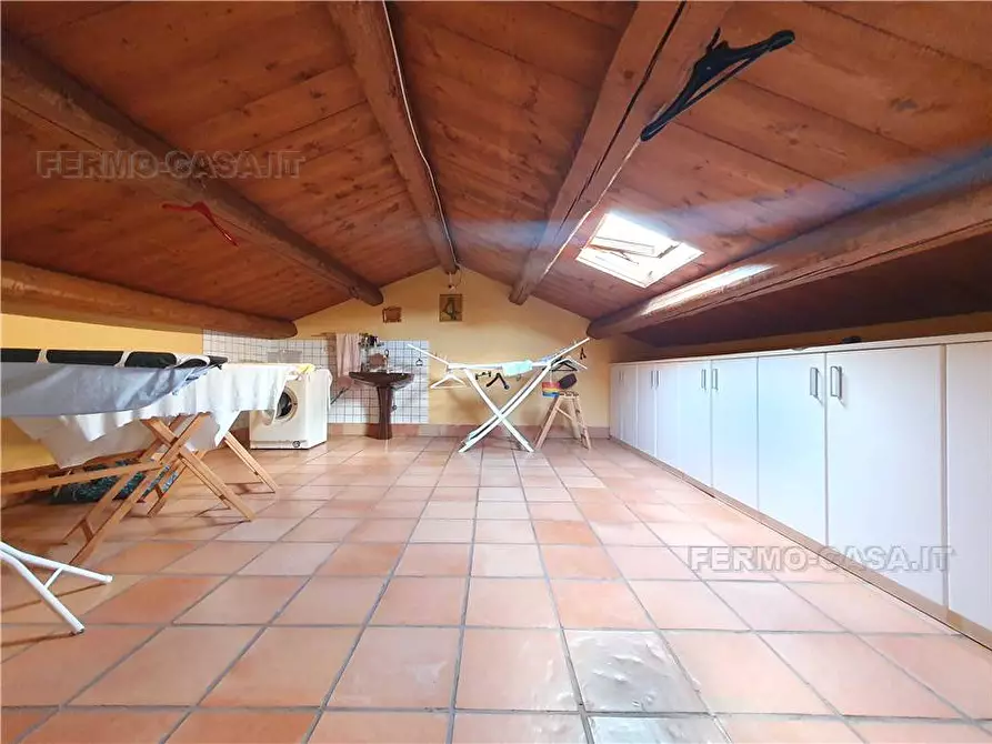 Immagine 26 di Villa in vendita  in Via S. Ugo, 25 a Montegranaro