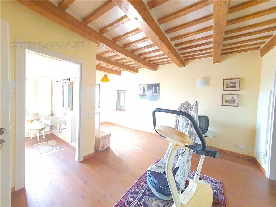 Immagine 8 di Villa in vendita  in Via S. Ugo, 25 a Montegranaro