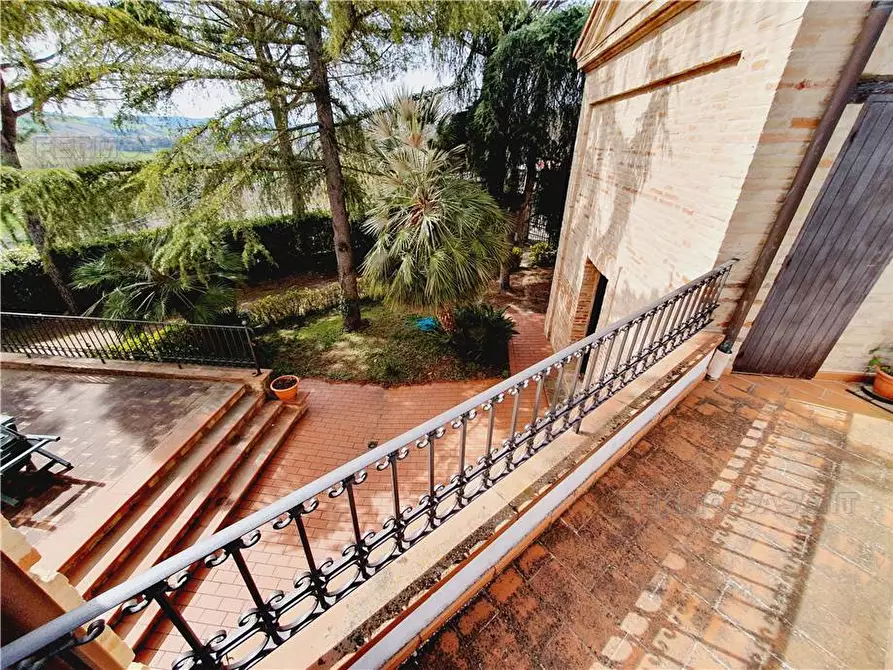 Immagine 15 di Villa in vendita  in Via Contrada castelletta, 10 a Rapagnano